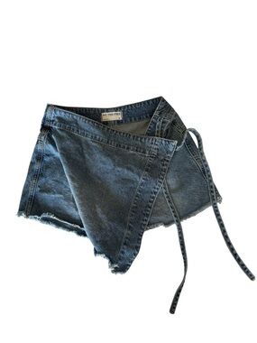 We The Free Emmy Denim Skort in Light Blue Wash